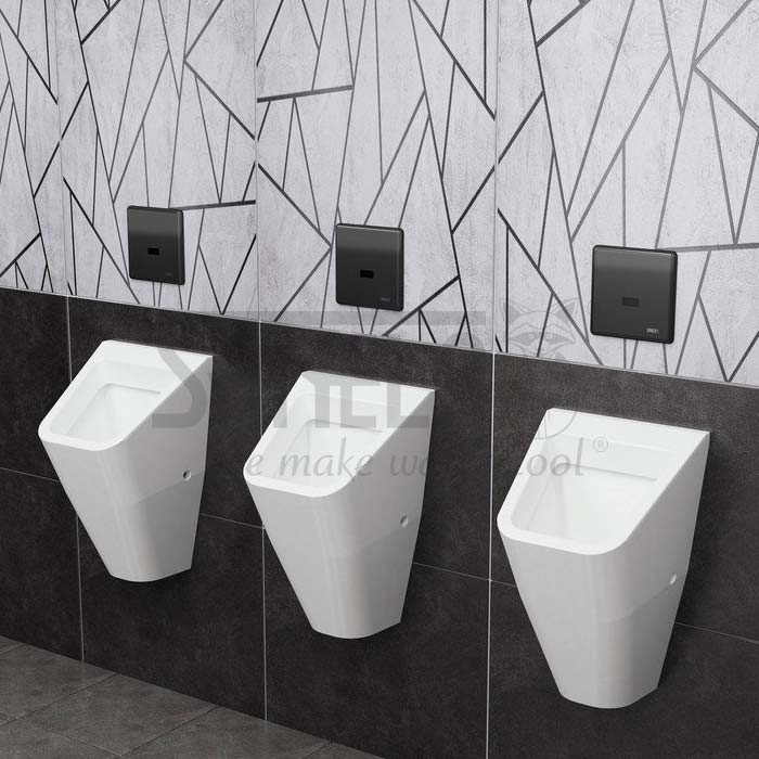 Urinal Spülungen Infrarot mit Mauerkausten SLP02KV schwarz Anwendungsbeispiel